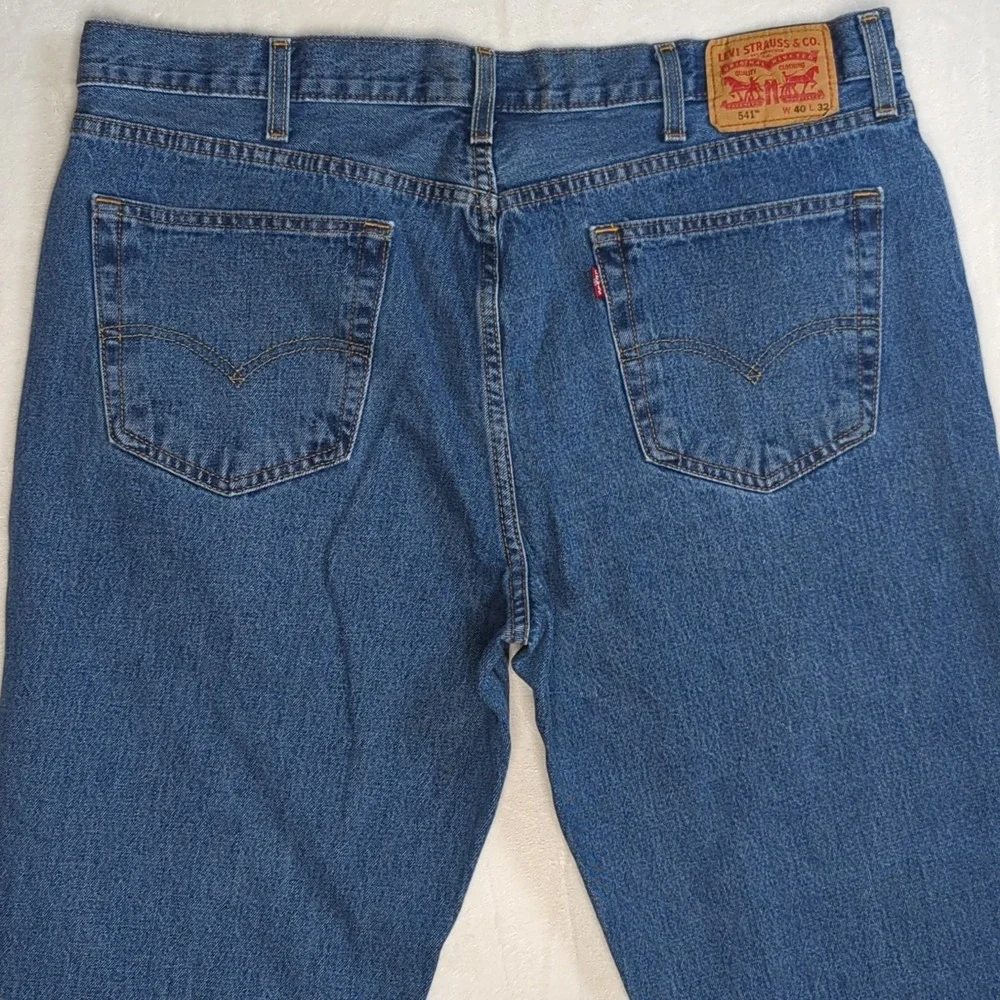 Levi's 541 Athletic Fit Stretch Denim Red Tab‎ Jeans Men's Size 40 x 32